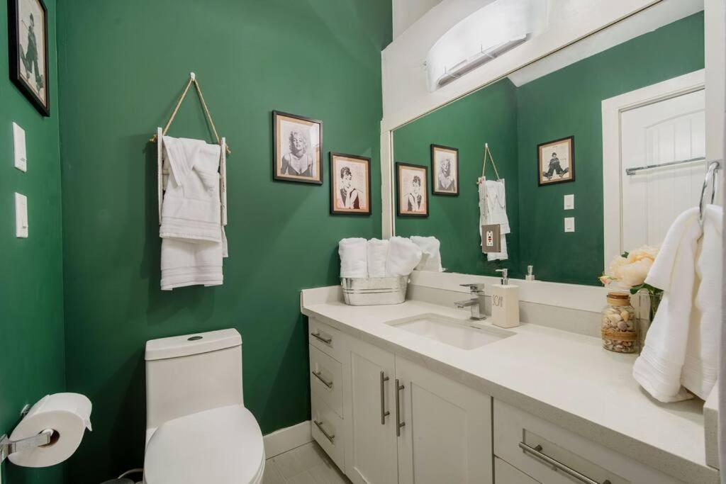 נורת וונקובר King Garden Suite/20 Mins To Dwntwn Vancouvr/Petok מראה חיצוני תמונה